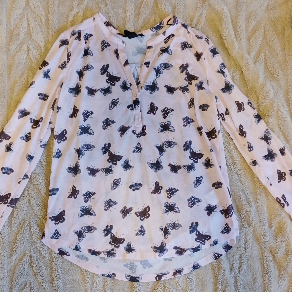Butterfly Print Long Sleeve Blouse